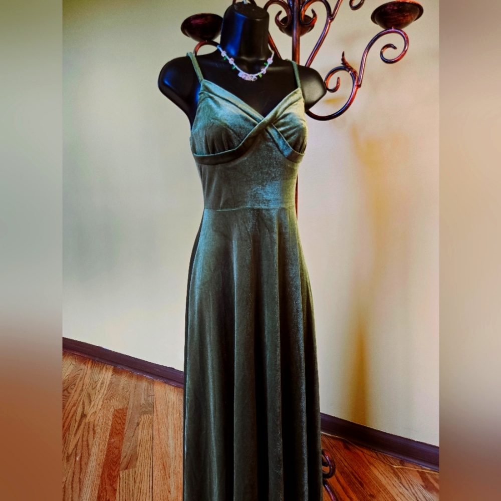 90sGreen Velvet Dress